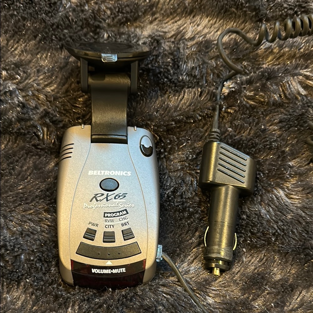 Beltronics RX65 Radar Detector in Silver